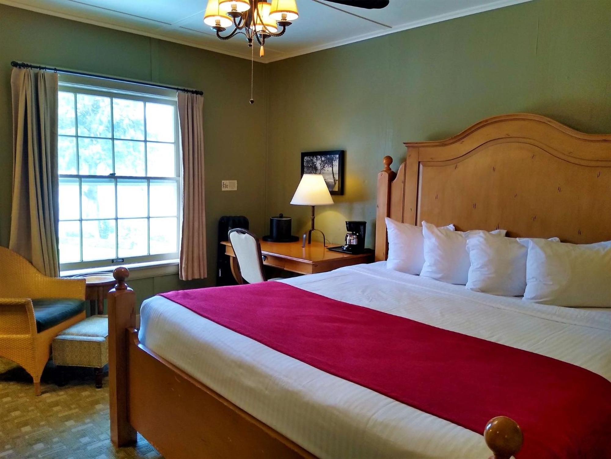 Lake Quinault Lodge Exterior photo