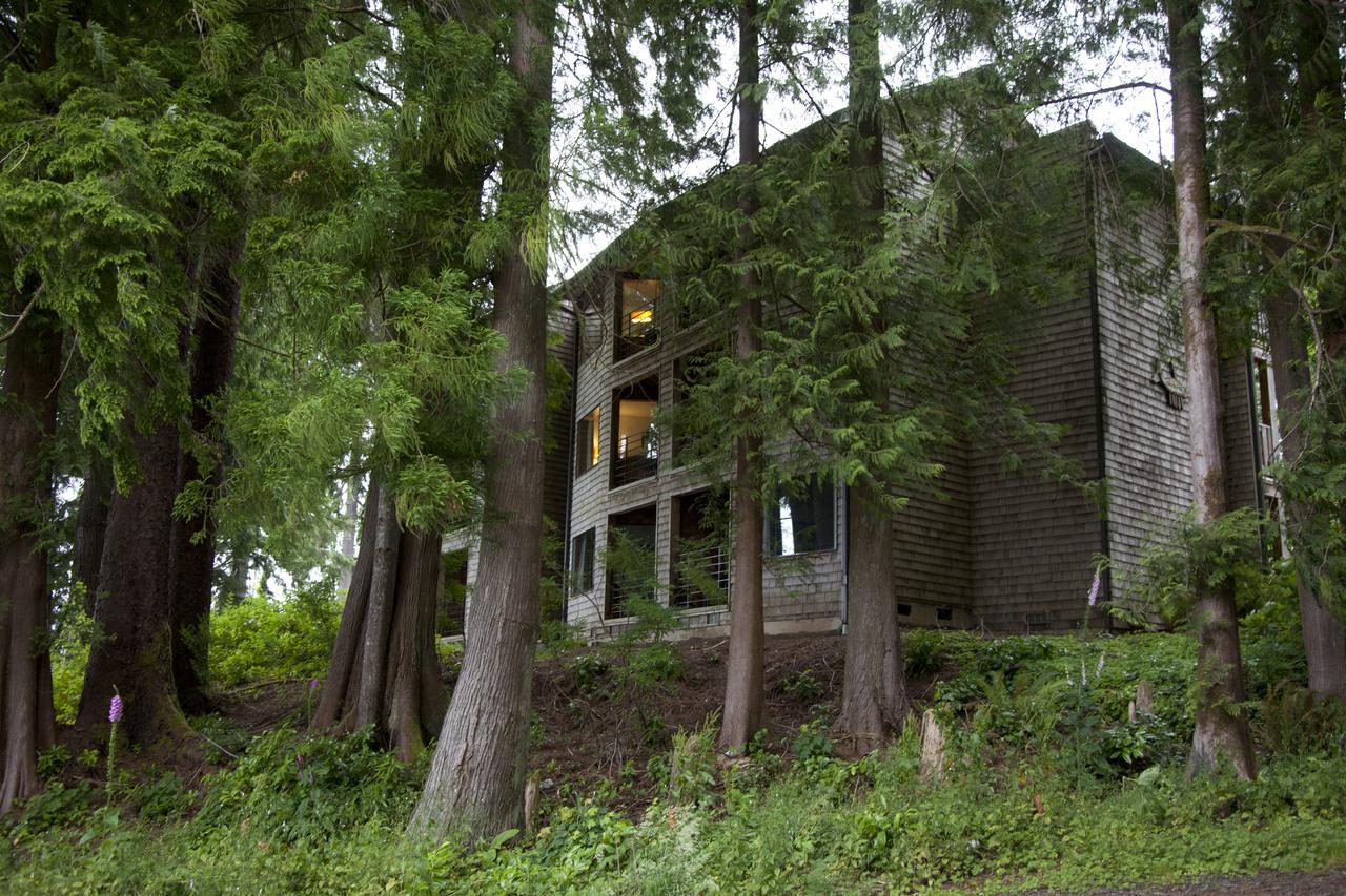 Lake Quinault Lodge Exterior photo